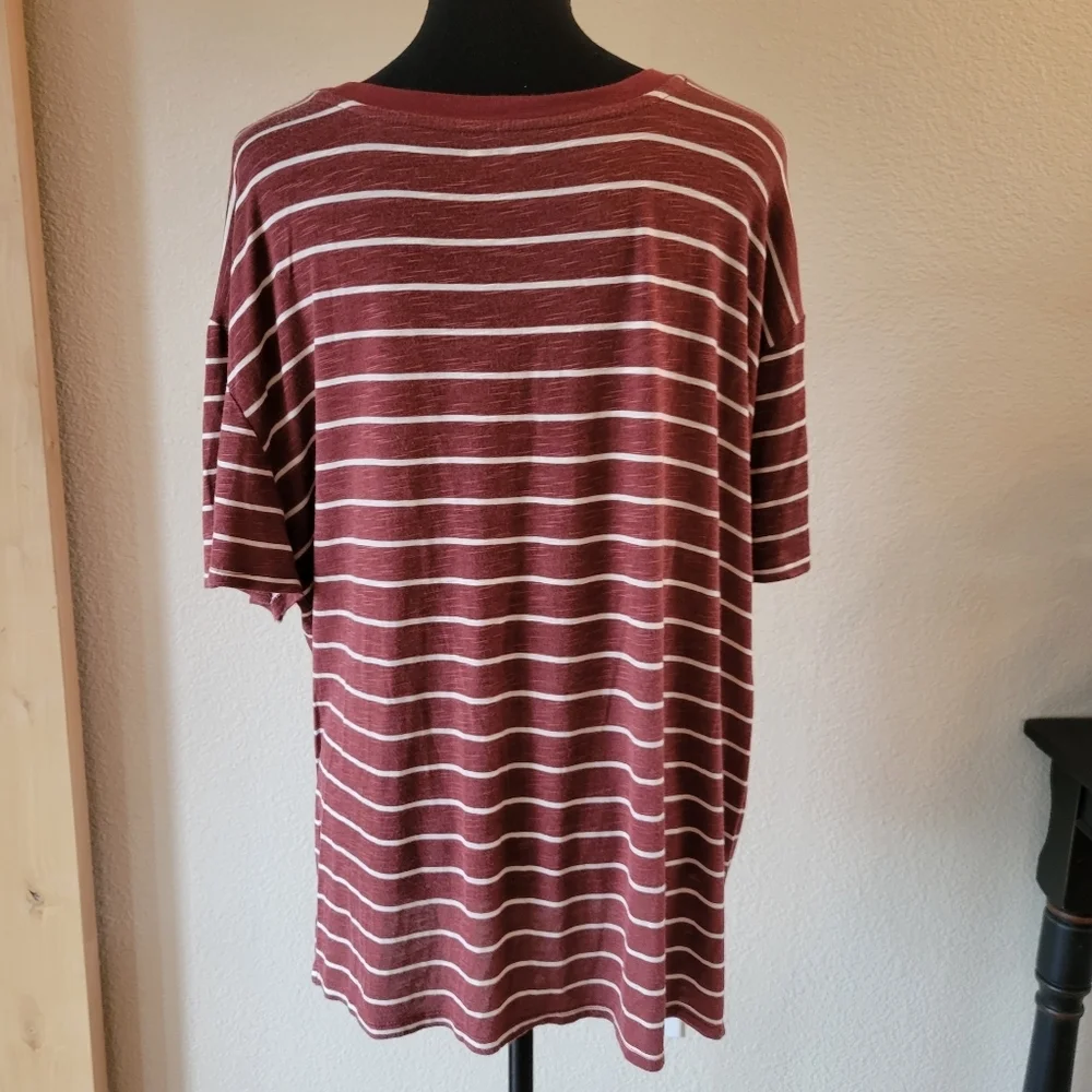 🤿 MAURICES 24/7 Crewneck Short Sleeve Top Red w/White Stripes - Picture 5 of 9